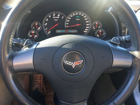 Used 2006 Chevrolet Corvette Coupe w/ Preferred Equipment Group image 15