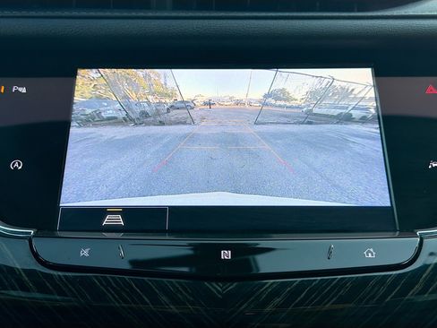 Used 2021 Cadillac XT6 Premium Luxury image 34