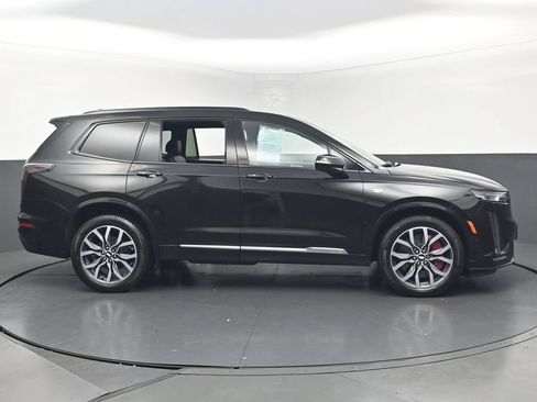 Used 2024 Cadillac XT6 Sport w/ Technology Package AWD/4WD image 6
