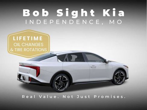 New 2025 Kia K4 GT-Line Turbo w/ GT-Line Premium Package FWD image 6