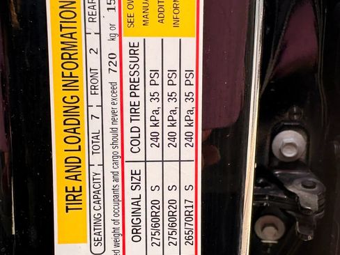 Used 2021 GMC Yukon AT4 w/ Rear Media and Nav Package AWD/4WD image 35