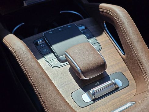 New 2026 Mercedes-Benz GLE 450 4MATIC image 30