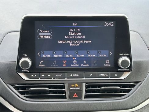 Certified 2022 Nissan Altima 2.5 SR image 19