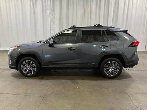 Certified 2023 Toyota RAV4 XLE Premium AWD/4WD image 7