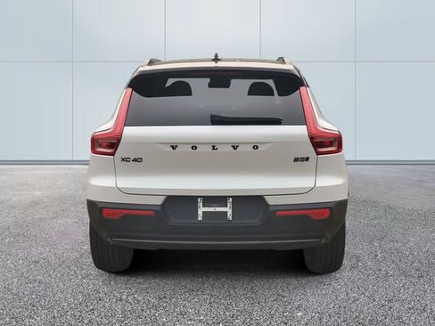 Used 2026 Volvo XC40 B5 Ultra w/ Climate Package AWD/4WD image 5