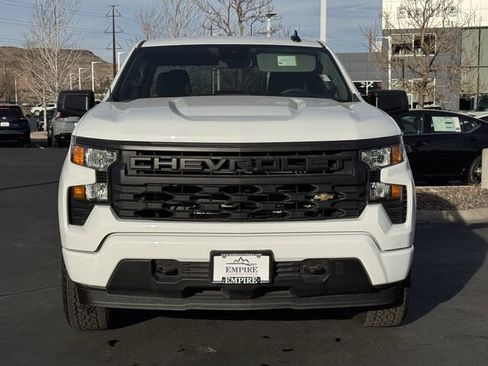 Used 2023 Chevrolet Silverado 1500 Custom image 5