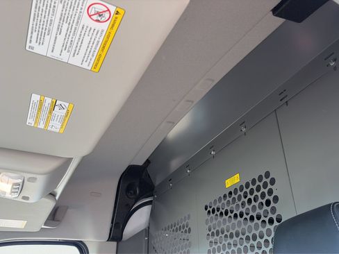 Used 2020 Ford Transit 250 Medium Roof RWD image 23