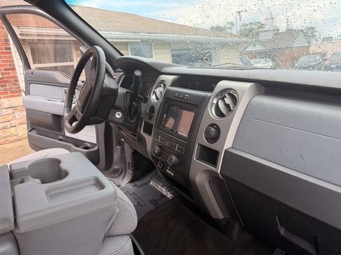Used 2011 Ford F150 XLT w/ XLT Convenience Pkg RWD image 19