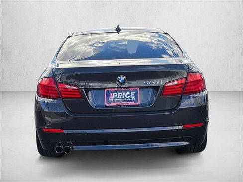 Used 2011 BMW 528i Sedan image 6