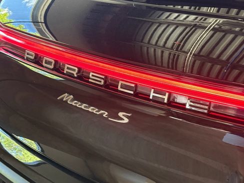 Used 2024 Porsche Macan S AWD/4WD image 13