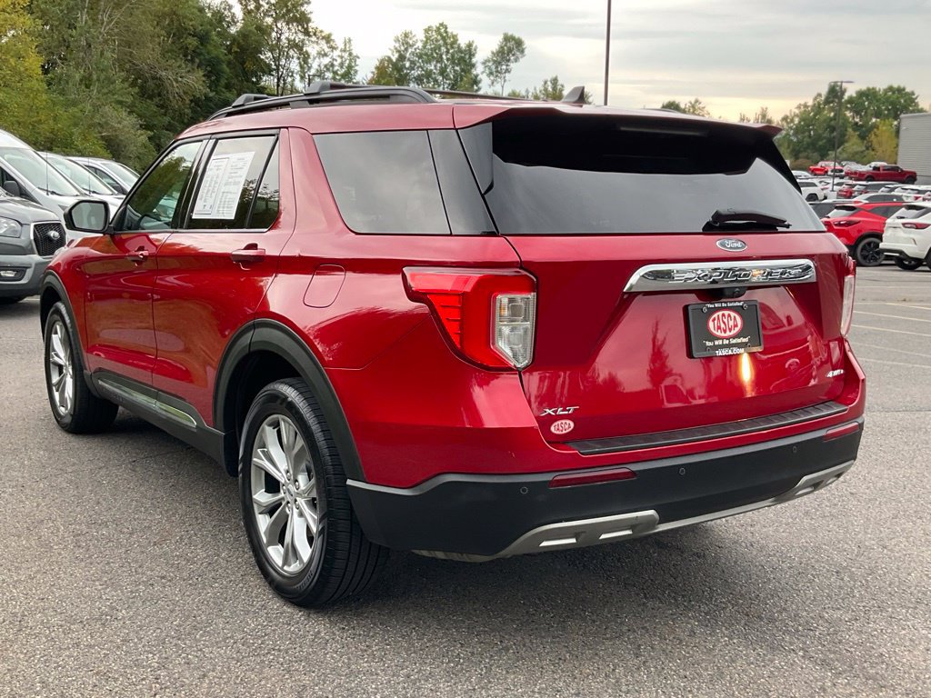 Used 2021 Ford Explorer XLT w/ Equipment Group 202A AWD/4WD image 29