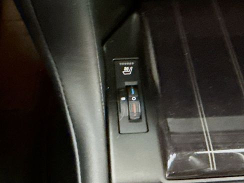 Used 2023 Lexus GX 460 Premium image 20