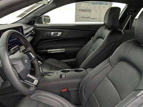 New 2025 Ford Mustang Premium image 33