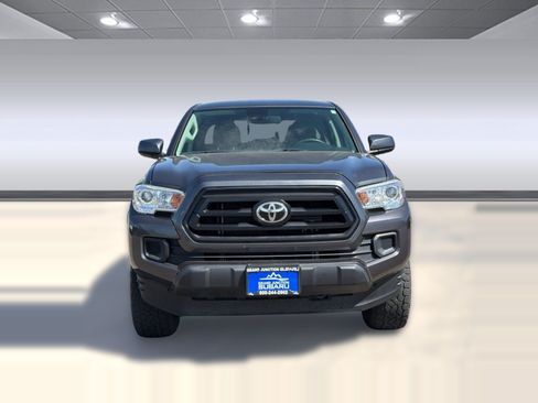 Used 2020 Toyota Tacoma SR AWD/4WD image 6