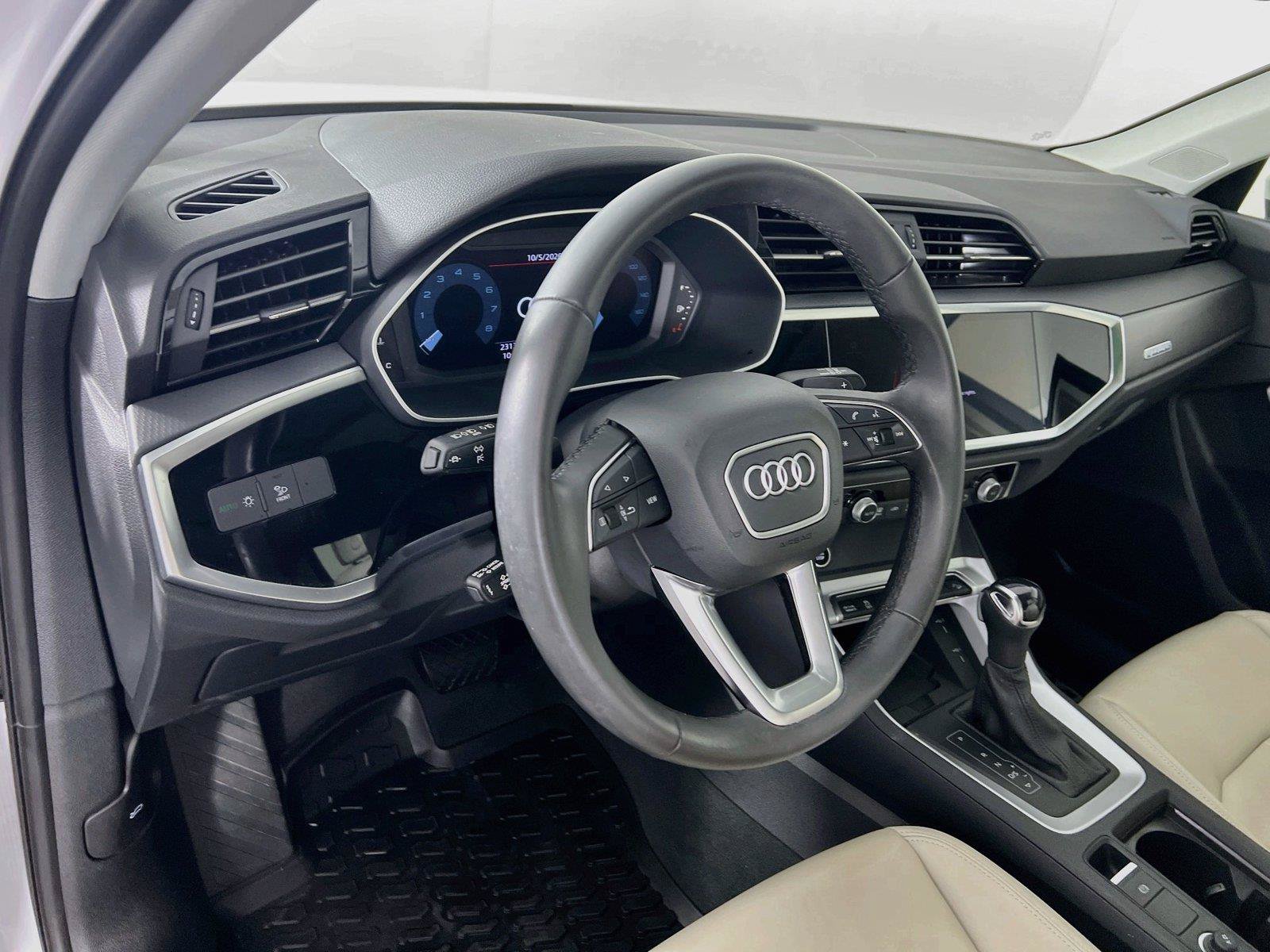 Used 2025 Audi Q3 2.0T Premium AWD/4WD image 10