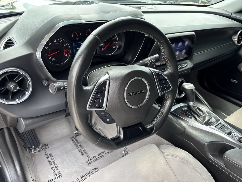 Used 2023 Chevrolet Camaro LT w/ Technology Package RWD image 11