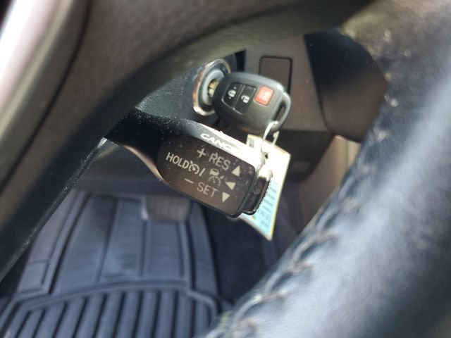Used 2017 Toyota RAV4 SE FWD image 14