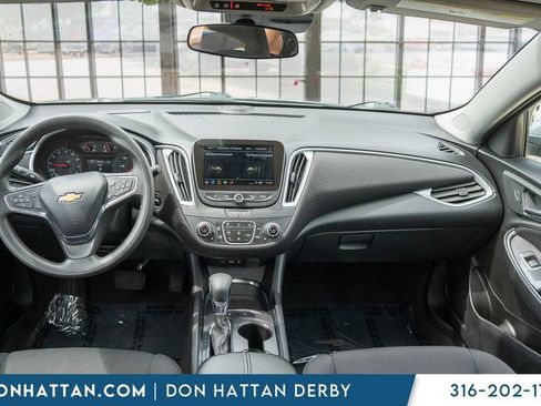 Used 2024 Chevrolet Malibu LT FWD image 5