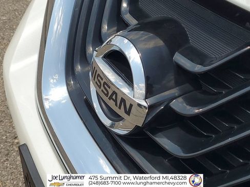 Used 2016 Nissan Murano Platinum w/ Platinum Technology Package AWD/4WD image 33