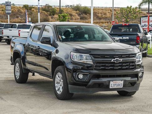 Used 2021 Chevrolet Colorado LT w/ Safety Package RWD image 3
