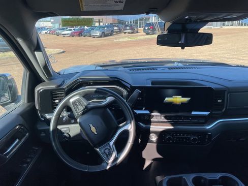 Used 2023 Chevrolet Silverado 1500 LT w/ Protection Package image 19