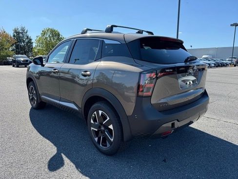 New 2026 Nissan Kicks SV w/ SV Premium Package image 7