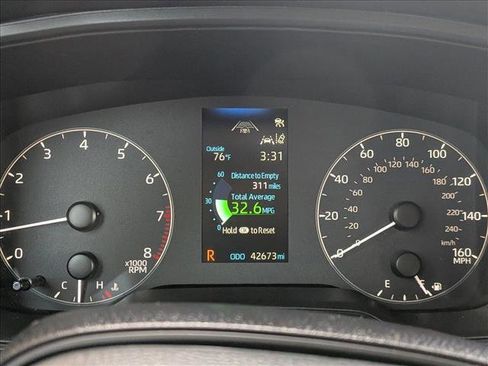 Used 2024 Toyota Corolla Cross L FWD image 11