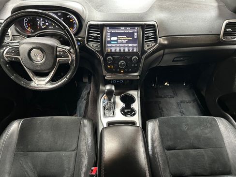 Used 2018 Jeep Grand Cherokee Altitude image 14