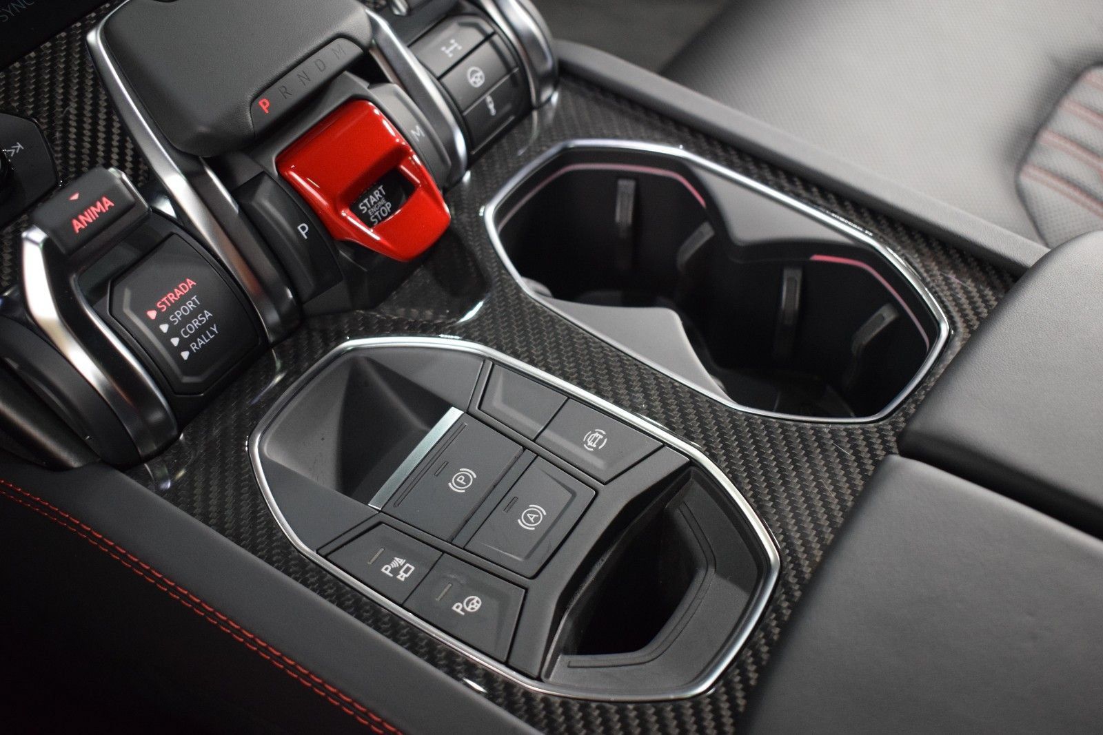 Used 2024 Lamborghini Urus Performante AWD/4WD image 34