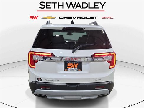 Used 2023 GMC Acadia SLT w/ Technology Package image 6