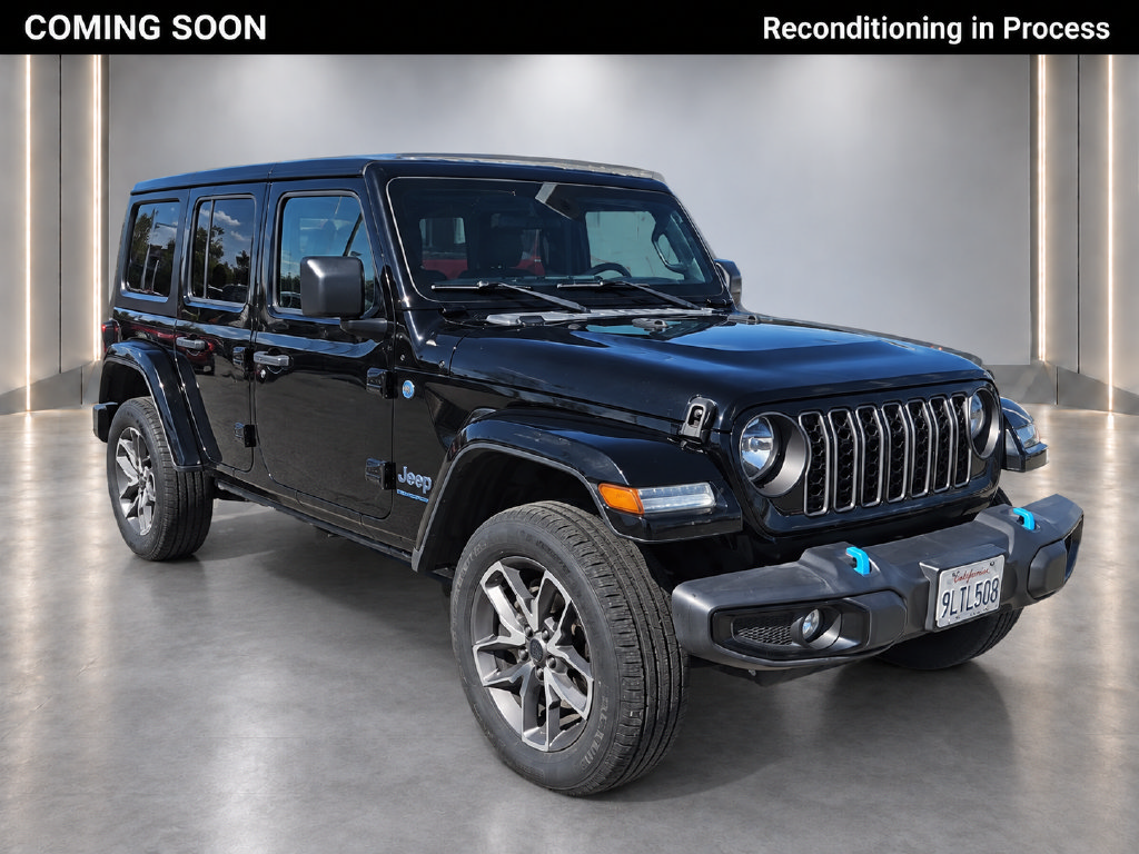 Used 2024 Jeep Wrangler Unlimited w/ Convenience Group AWD/4WD image 1
