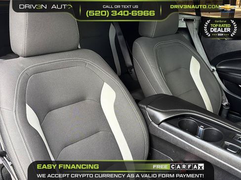 Used 2017 Chevrolet Camaro LT RWD image 15