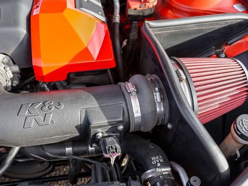 Used 2010 Chevrolet Camaro SS image 23