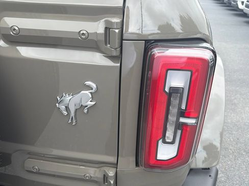 New 2026 Ford Bronco Outer Banks AWD/4WD image 32