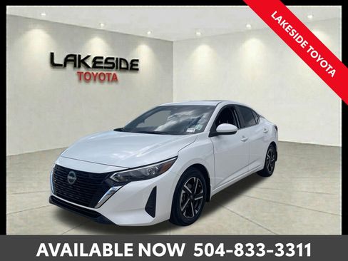 Used 2025 Nissan Sentra SV FWD image 1
