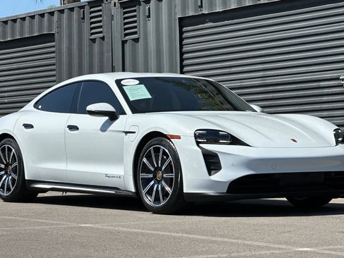 Certified 2022 Porsche Taycan 4S AWD/4WD image 10