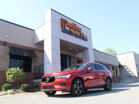 Used 2020 Volvo XC60 T5 Momentum image 36