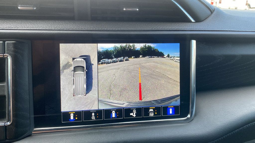 Used 2022 GMC Yukon XL Denali w/ Advanced Technology Package RWD image 26