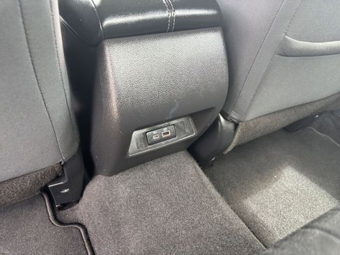 Used 2025 Nissan Altima 2.5 SV FWD image 24