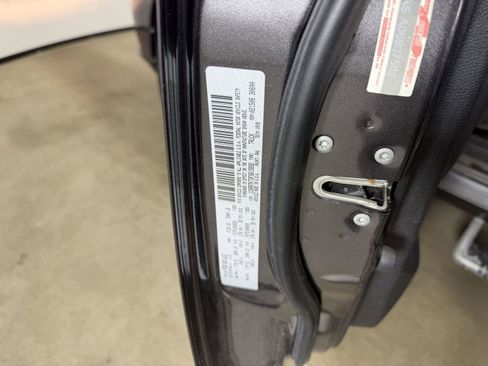 Used 2015 RAM 1500 Express AWD/4WD image 26