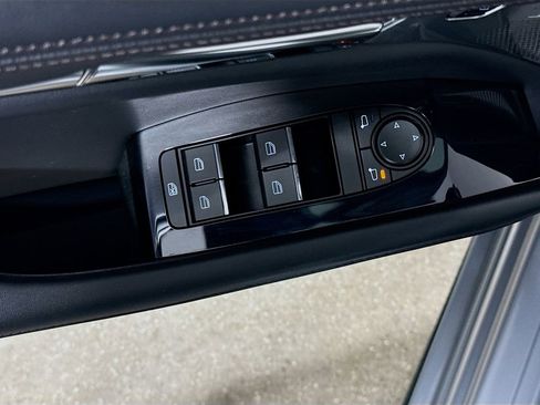 Used 2019 MAZDA MAZDA3 AWD Sedan w/ Preferred Package image 18