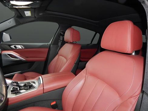 Used 2023 BMW X6 xDrive40i w/ M Sport Package image 10