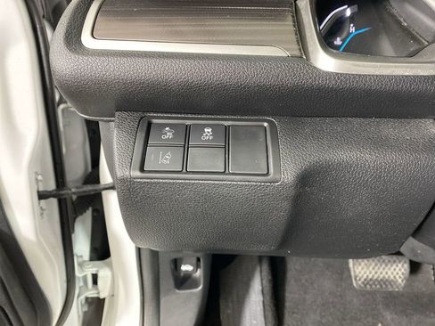 Used 2020 Honda Civic EX image 18