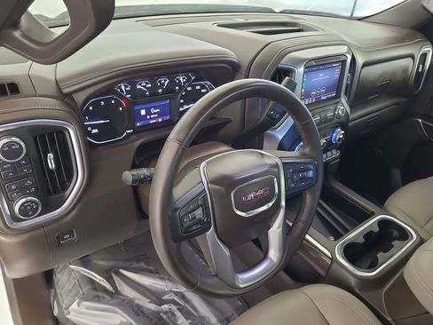 Used 2023 GMC Sierra 2500 SLT w/ SLT Premium Package image 13