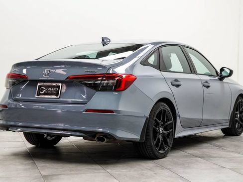 Used 2024 Honda Civic Sport image 12