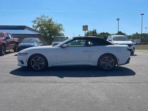 Used 2024 Ford Mustang Premium RWD image 6