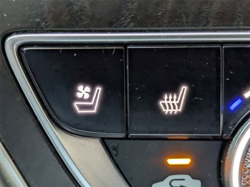 Used 2021 Honda Accord Touring image 27