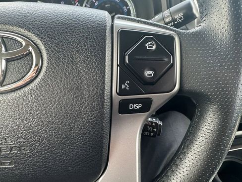 Used 2016 Toyota 4Runner SR5 AWD/4WD image 21