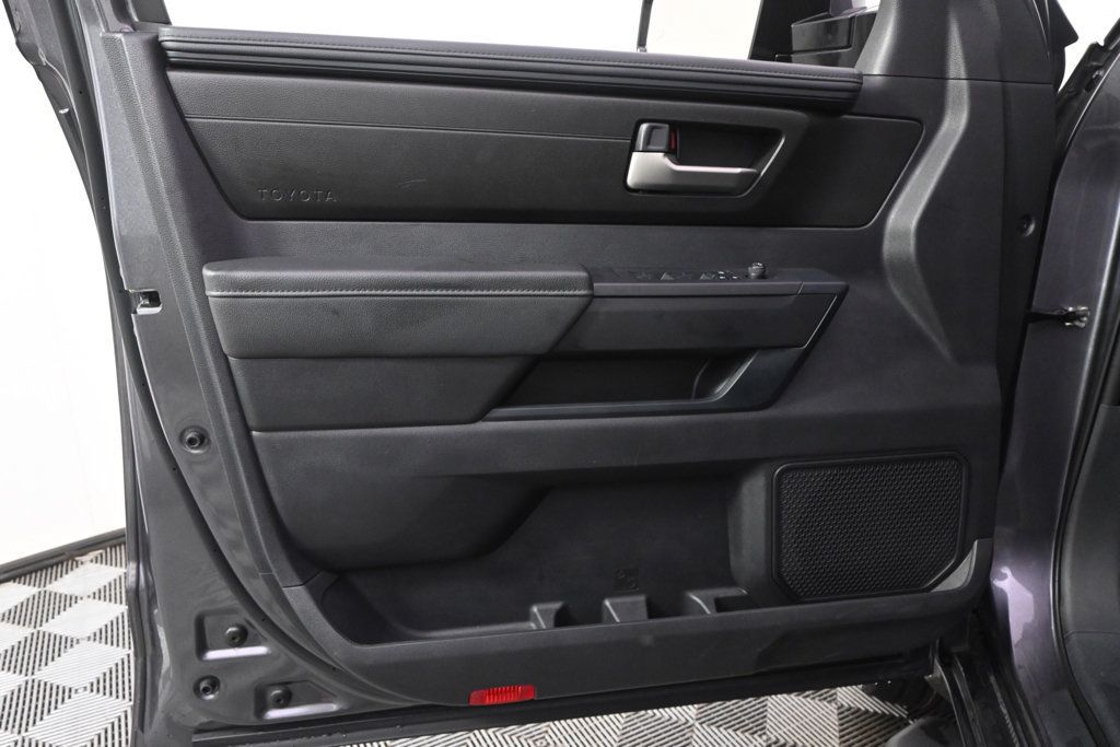 Used 2023 Toyota Tundra SR5 w/ SR5 Convenience Package AWD/4WD image 23