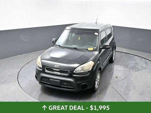 Used 2012 Kia Soul + FWD image 17